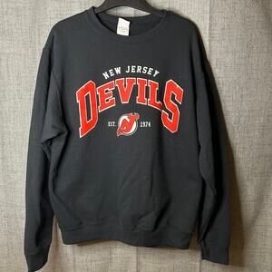 NHL New Jersey Devils Men's Size Medium Crew Neck Sweatshirt Black